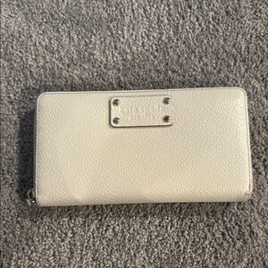 Kate Spade White Leather Wallet